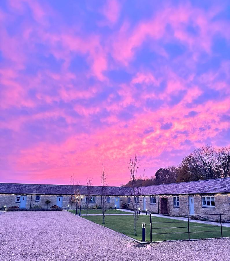 Briary Cottages At Iletts Farm Brackley  Buitenkant foto